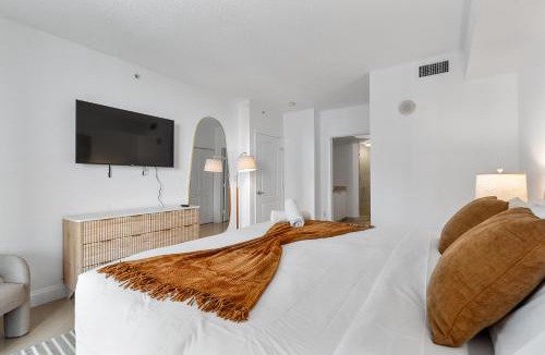 Sunny Isles Beach Apartment | King David By The Ocean