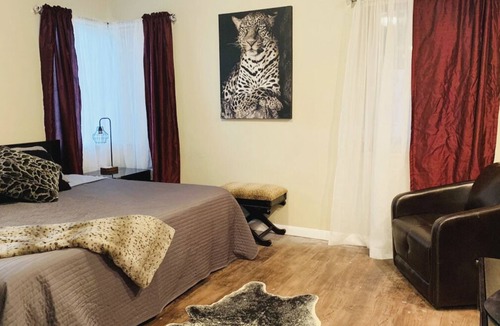 North Bay Village Villa | King size bed heated pool private island