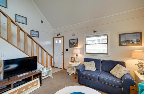 Southern Shores House | Kitty Hawk Vacation Rental w/Private Pool!