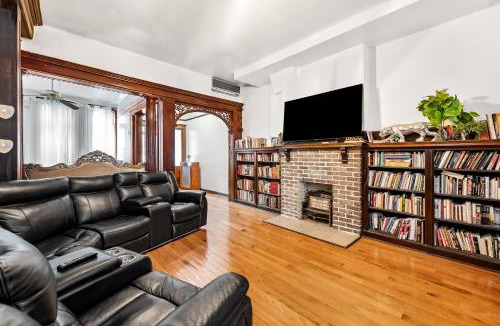 Crown Heights House | KLO Guest House