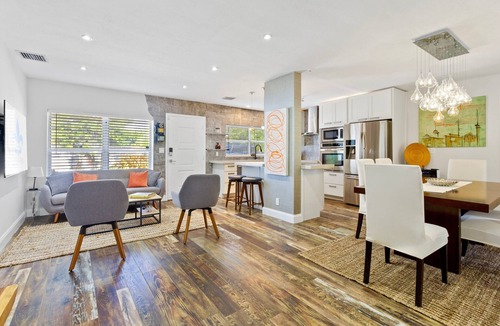 South Middle River House | La Bougainvillea: 3BR, 2BA Home - Heated Pool