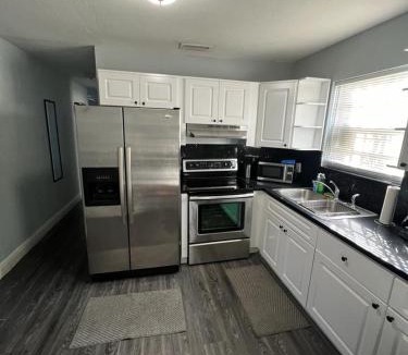 Allapattah House | “La Casita” Beautiful home in the heart of Miami !