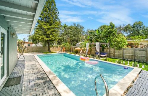 Miami Shores Villa | La Playita 4-BR Heated Pool Miami 16 Guests