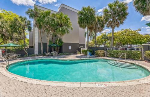 Miami Lakes Hotel | La Quinta by Wyndham Miami Lakes