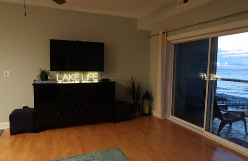 Geneva-on-the-Lake Condo | Lake Life-The beach is your back yard! 3br/3ba Private Beach/pool/balcony