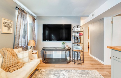 North Chesterfield Apartment | Lakefront Guest Suite Near Richmond