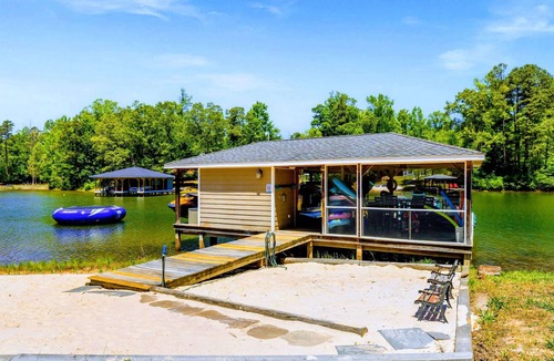 Mineral House | Lakefront Luxury 7BR, 7BA, Beach, Dock, Views