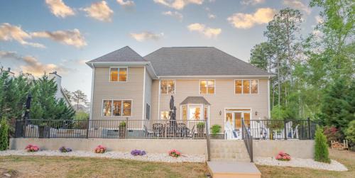 Halifax County House | Lakefront Luxury Flat Lot, Heated Pool, Hot Tub & Game Room Fun Dock!