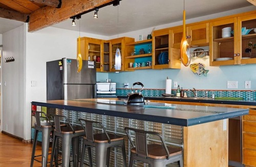 Dayton Cabin | Lakefront Retreat with Private Dock & Views