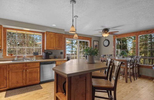 Lakeside House | Lakeside Basecamp for Adventure! Comfy home with huge deck and great lake views!