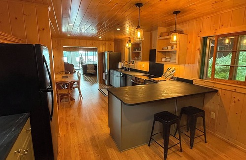 Blue Mountain Lake Cabin | Lakeside Family Compound, Sleeps 10-11nBlue Mountain Lake, New York