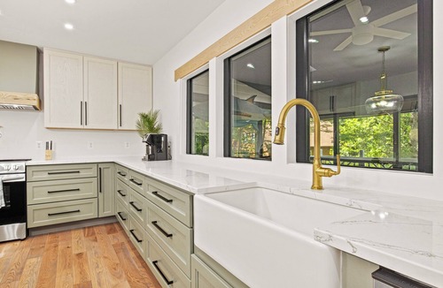 Lakeside Woods House | Lakeside Haven: Spacious Retreat with Stunning Views and Family Fun