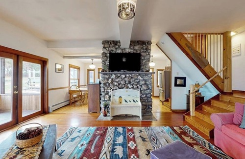 Bomoseen House | Lakeside house, waterfront views, kayak launch, wrap-around porch, w/d, wifi