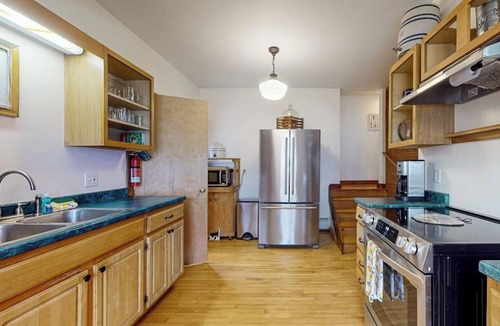 Bomoseen House | Lakeside house, waterfront views, kayak launch, wrap-around porch, w/d, wifi