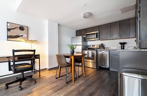 Downtown Hartford Apartment | Landing | Amazing 1BD, Yoga Studio, Pool