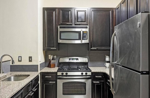 Norristown Apartment | Landing | Beautiful 2BD, Pool, Clubhouse