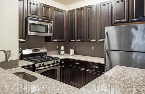 Norristown Apartment | Landing | Beautiful 2BD, Pool, Clubhouse