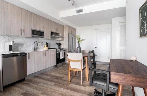 Overtown Apartment | Landing | Beautiful 1BD, Pool