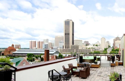 Church Hill Apartment | Landing | Beautiful 1BD, Courtyard, Clubhouse