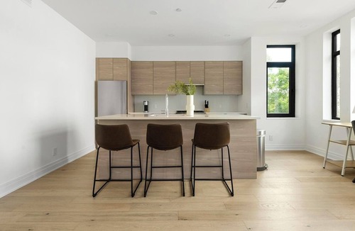 Mount Vernon Square Apartment | Landing | Beautiful 2BD in Logan Circle