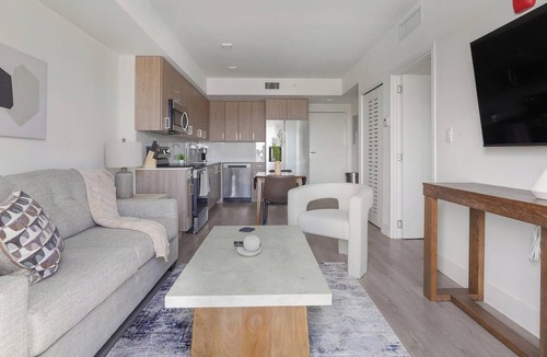 Hialeah Apartment | Landing | Incredible 1BD, Gym