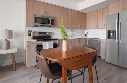Hialeah Apartment | Landing | Incredible 1BD, Gym