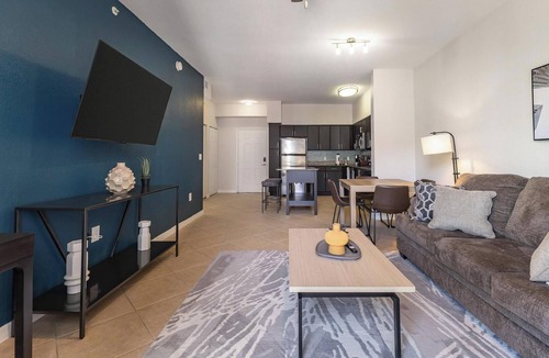 Miramar Apartment | Landing | Incredible 1BD, Clubhouse, Gym