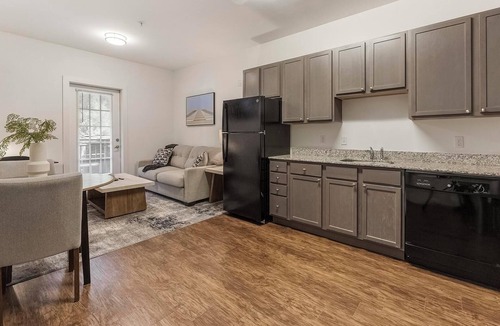 Church Hill Apartment | Landing | Incredible 1BD, Rooftop Lounge