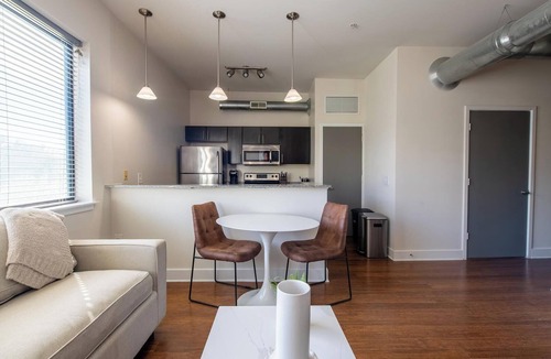 Church Hill Apartment | Landing | Modern 1BD, Courtyard, Pool