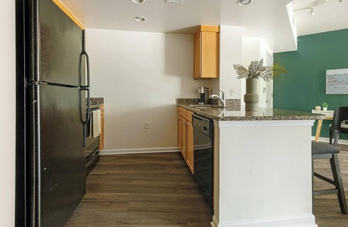 Navy Yard Apartment | Landing | Spectacular 2BD, Courtyard, Gym