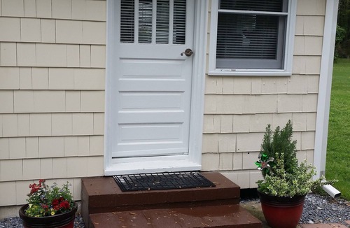 Sherwood Cottage | Landon Cottage is in the waterfront village of Sherwood on Eastern Shore of MD