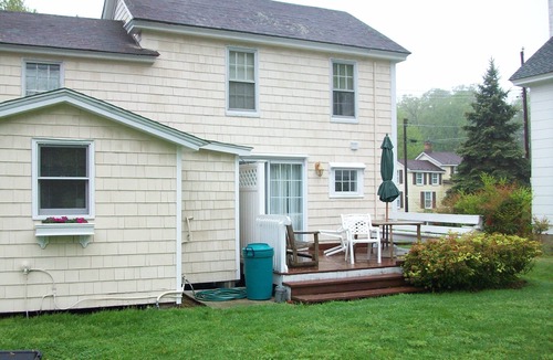Sherwood Cottage | Landon Cottage is in the waterfront village of Sherwood on Eastern Shore of MD