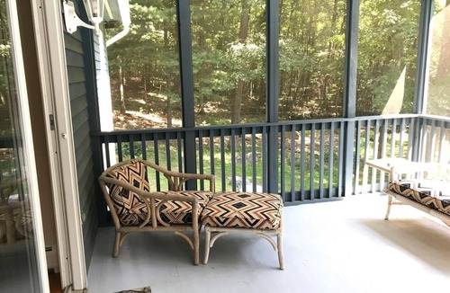 Housatonic House | Large 3-bedroom house with WiFi and AC in Great Barrington