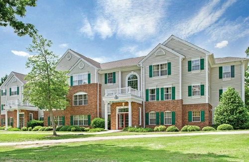 Berkeley Condo | Large Family Vacation Condo. 4BDR/4BA for 12. Full Amenities. Near Attractions.