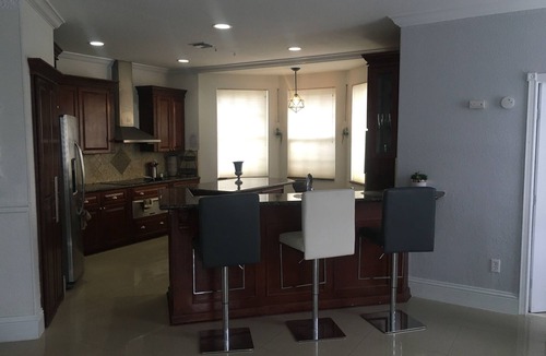 Miami Lakes House | Large Home to enjoy the Miami life!