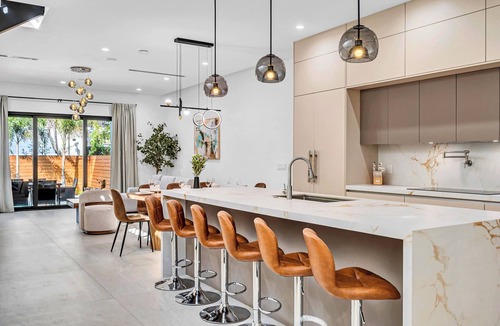 Colee Hammock House | Las Olas Luxury Stay Family-Friendly & HTD Pool
