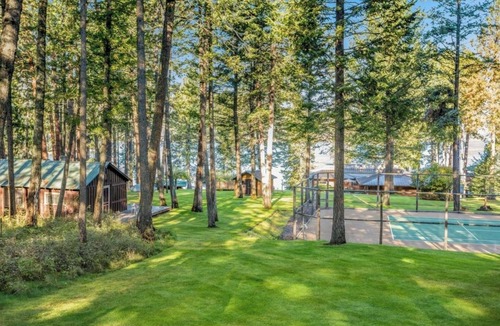 Polson House | Lazy B Lake House on Flathead Lake, Waterfront with Tennis Court