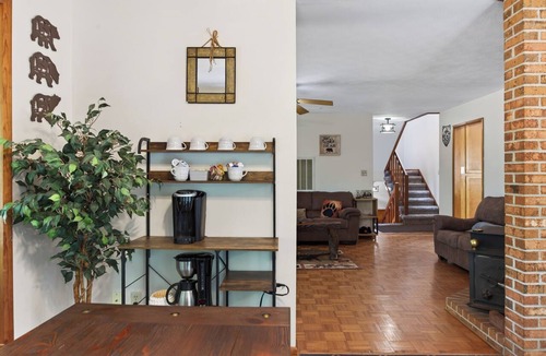 Andersonville House | Lazy Bear Lodge | 12 Acre Fun Family Getaway
