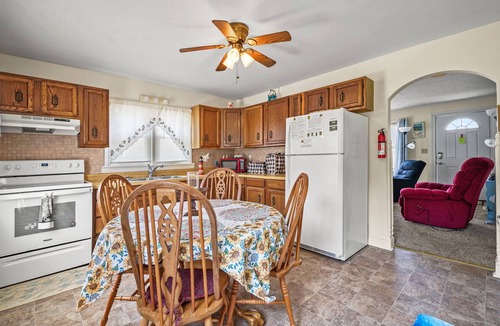 Chincoteague House | Lazy Days | Main Street Cottage w/Snippet Bay Views, Close to Town + Trails, Pet Friendly