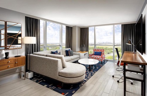 Dania Beach Hotel | Le Meridien Dania Beach at Fort Lauderdale Airport