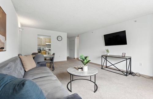 Richmond Apartment | Legacy at Imperial Village 04 I 1 Bed 1 Bath