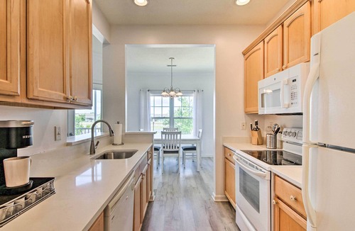 Villages of Five Points Condo | Lewes Condo w/Pool Access: 3 Mi to the Beach!