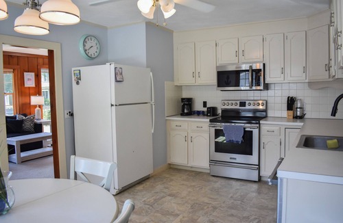 Northwest Harwich House | Light and bright two bedroom home in Harwich featuring central air!