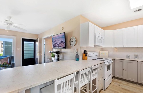 Caine Woods Condo | Lighthouse Point Villas - Unit#4