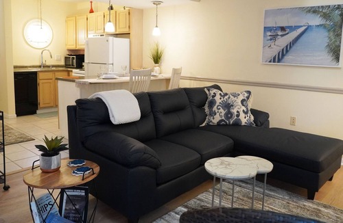 Norwich Condo | Lighthouse Villa! Your own relaxing getaway!