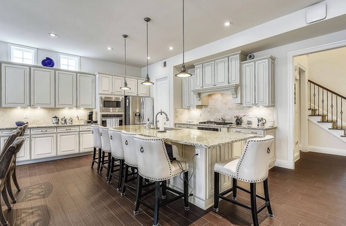 Lewes House | LINENS INCLUDED RENT IN A RESORT LIKE ATMOSPHERE TODAY!