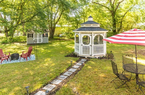 South Richmond House | Lisa's Ranch in Richmond
