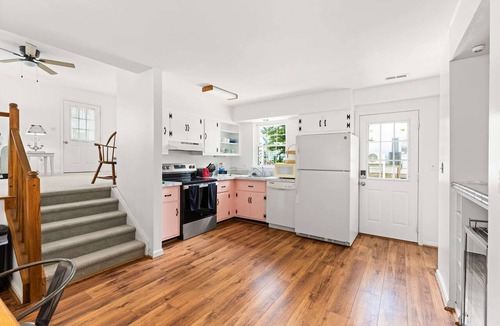 Little Salisbury House | Little Salisbury Coastal Cottage | Grill + Patio