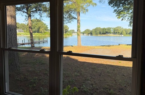 Reedville House | LITTLE WICOMICO WATERFRONT COMPOUND WITH KAYAKS, ARCADE, DOCKS, WESTERN SUNSETS