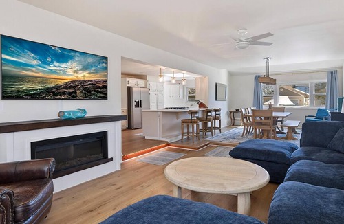 Village Green House | Lobster Landing Welcome to The Lobster Landing your private Cape May retreat at 1319 Massachusetts Avenue